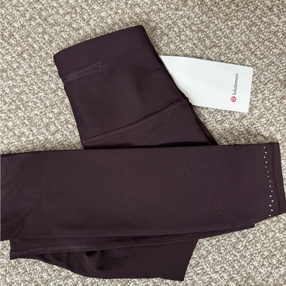 Lululemon In Focus Run Tight
NWT
lululemon athletica - Picture 5 of 6